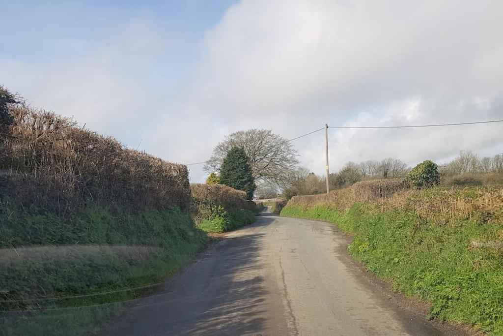 De-Vollard, Cornish Cottage, Lovely Village Saltash Extérieur photo