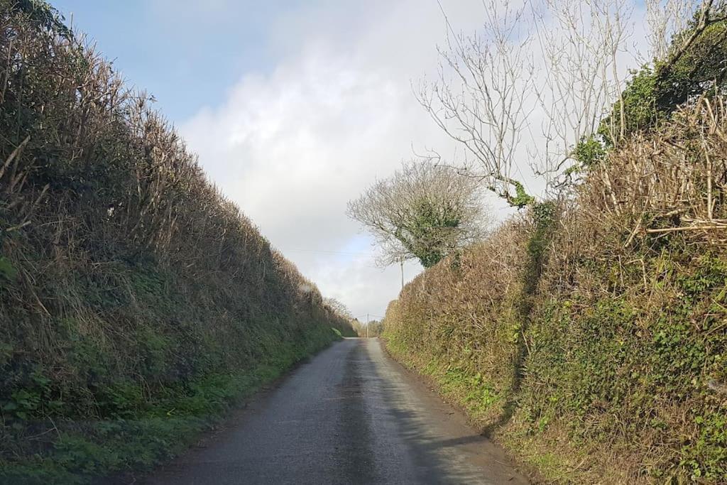 De-Vollard, Cornish Cottage, Lovely Village Saltash Extérieur photo